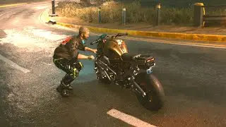 Cyberpunk 2077 Being Broken for 2 Minutes and 30 Seconds