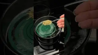 ПОЛОЖИТЕ СПИРАЛЬ ОТ КОМАРОВ В КИПЯЩУЮ ВОДУ #lifehacks #hack #hacks #tipsandtricks