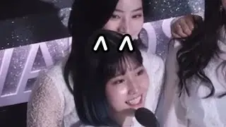 Twice mimicking Momo&rsquo;s cute movement Fancam