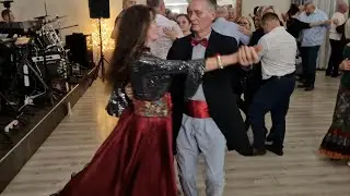 27 12 2025 Bo całować to nie grzech!szczególnie w takich melodiach!