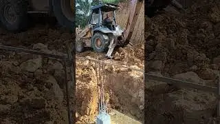 Nag backfill si Noy Kintin ss foundation sa balay (Keningau, Sabah, Malaysia )