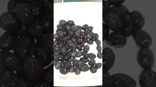 Gece yarısı ekmek arası peynir 🧀 zeytin 🕊 tereyağı #asmr #food