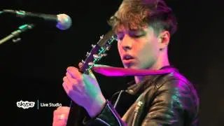 Barns Courtney - Hands (101.9 KINK)