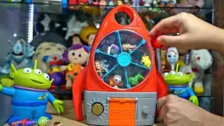 Brinquedo Pixar Toy Story Pizza Planet Minis Mania Mattel Maquina Aliens Foguete Garra Gjh65 Nave
