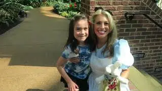 Arriving at Opryland, Meeting Alice, & Exploring Where We Married! | beingmommywithstyle