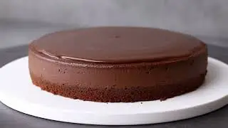A Sneak Peek: Keto Chocolate Cake with Sugar-Free Chocolate Icing | Baking with Ketobeastbeauty🍰