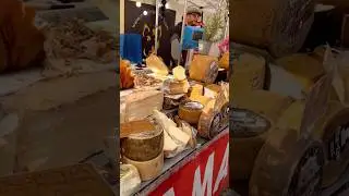 A walk in the market / Una passeggiata in mercato  / прогулянка ярмарком #anninakarpenko #streetfood