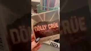 Dolly Crue Tiny Vinyl Opening #m&ouml;tleycr&uuml;e #dolly #tinyvinyl #vinylrecords #vinyl #opening #record