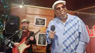 Blues At Sunrise (A.King) - Oscar Wilson & Timmy's 23 Blue Stars