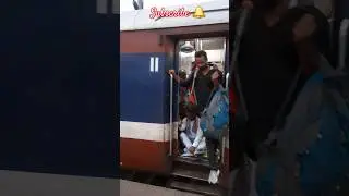 Arariya court railway station train 🚆#train_se_safar#youtubeshorts #trending #railwayplatform#viral