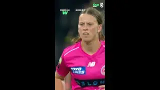 16-year-old Caoimhe Bray takes a WBBL Hat-Trick 🤯🌟