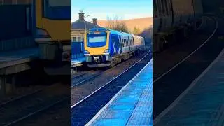 Northern Railway Train Passing Littleborough #shorts