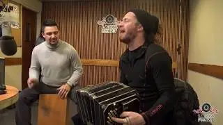 Leonel Gasso interpreta el candombe 
