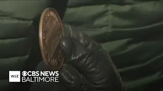 Coin enthusiasts hold funeral for the penny at Lincoln Memorial