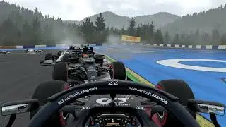 Yuki Tsunoda Creating a Traffic Jam F1 2021