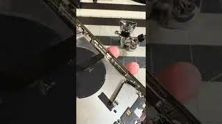 Антенна iPhone Ultra WideBand 5G &mdash; она за стеклом