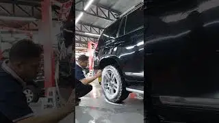 #tirefoam #stp #asmr #shorts #prado #bfgoodrich #tire #suv #detailing #tireshine #offroad #lc150