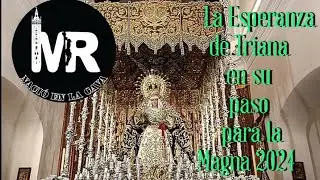 La Esperanza de Triana en su paso de palio para la procesión Magna de Diciembre 2024.