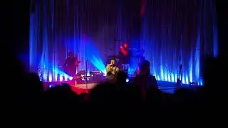 NUESTRA FORMA DE HABLAR, JUANJO BONA. TAN MAYOR Y TAN NI&Ntilde;O TOUR. PALMA DE MALLORCA (08/03/2025)