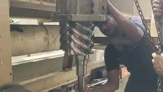 Trane screw compressor overhauling works
