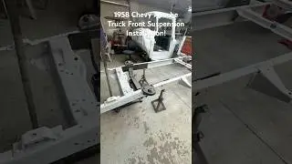 Установка передней подвески грузовика Chevy Apache 1958 года!
