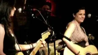 The Hamiltons - Nini Camps on lead vocals - 