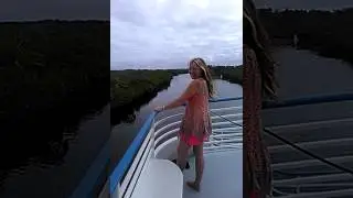 Glass bottom boat ride