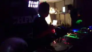 DJ Q @ Fiasco Glasgow Showdown 07.05.2010 vid3.MP4