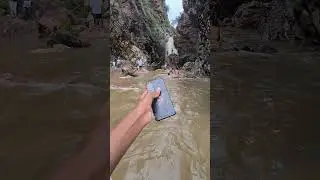 WATERPROOF PHONE 🫶🏻 / IP69 RATING 💪🏻|| #IP69#shortvideo #waterproof