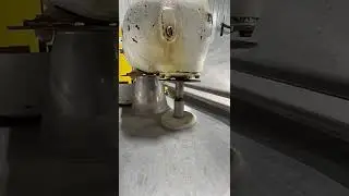 BID ON EQUIPMENT: Item 438398 - 300 Gallon Tank - Stainless Steel