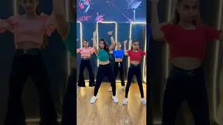 Raka taka taka😜#shorts #trending #viral #dance #ytshort #korean #funny #@teamanilsingh