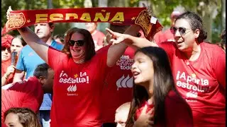 Valladolid se rinde a la campeona del Mundo: gran ambiente en la Fan Zone