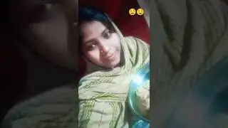 🤤 #shortvideo #hindisong #lovesong #momoj #shortsviral #song #home