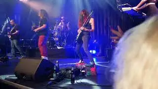 Mr.Punch plays Marillion live at Poppodium Boerderij - Cinderella Search 1th