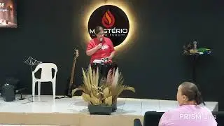 Um profeta chamado Elias de Tisb&eacute; com Pastora Simone Araujo 