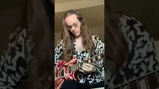 Eddie Van Halen&rsquo;s Beat It solo played on a Les Paul!