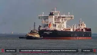 A  busy day at the river Mersey's Tranmere Oil Terminal #merseysideshipping