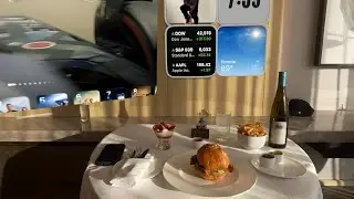 This Is What Lunch Looks Like In The Future! (visionOS 26 Beta)