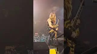 PANTERA - Walk outro - Domination breakdown - Hollow close up view