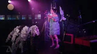 Parisa East - Flowers live at Acoustickle in the Spiegeltent 2019