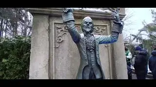 Standbeeld van Danse Macabre Efteling 