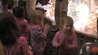GreatWolfLodge-EveningSingAlong&Snowfall.MOD