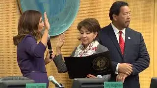 Teresa Mosqueda takes oath of office