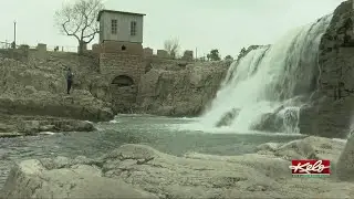 Taking a look at water level trends