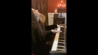 ERIK SATIE - Gnossienne No. 1, pianist Morgana Dea