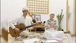 DhyanSeva Kaur & Sandeep Seva Singh / Guru Ram Das Chant / 26 Aug, 2022 Yogi Bhajan Birthday