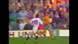 TREMENDOUS DAVID CAMPESE TRY AFTER INTERCEPTION ENGLAND V AUSTRALIA 1988 RUGBY MATCH TWICKENHAM