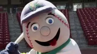 Cedar Rapids Kernels & Mr. Shucks