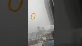 Unlending Airplane ✈️ In Mumbai Rain 🌧️🥵 Most Haunted 😱 #shorts #youtubeshorts