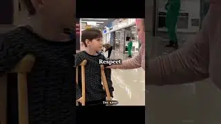 act of kindness #hearttouching #help #gooddeeds #kindness #love #reels #respect #viral#human